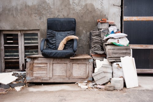 Efficient and smooth house clearance tips in Milton Keynes